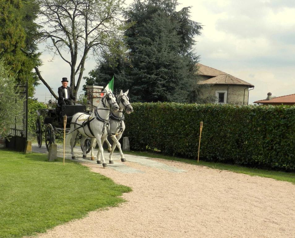 B&B Al Castello Casale Litta Exterior photo